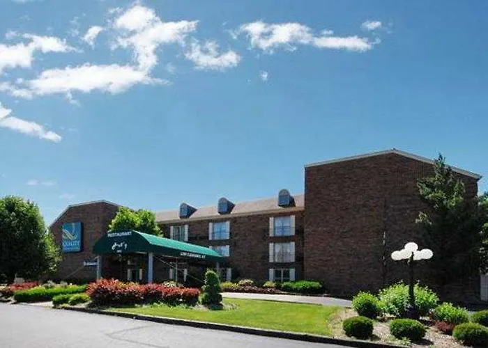 Quality Inn And Suites North